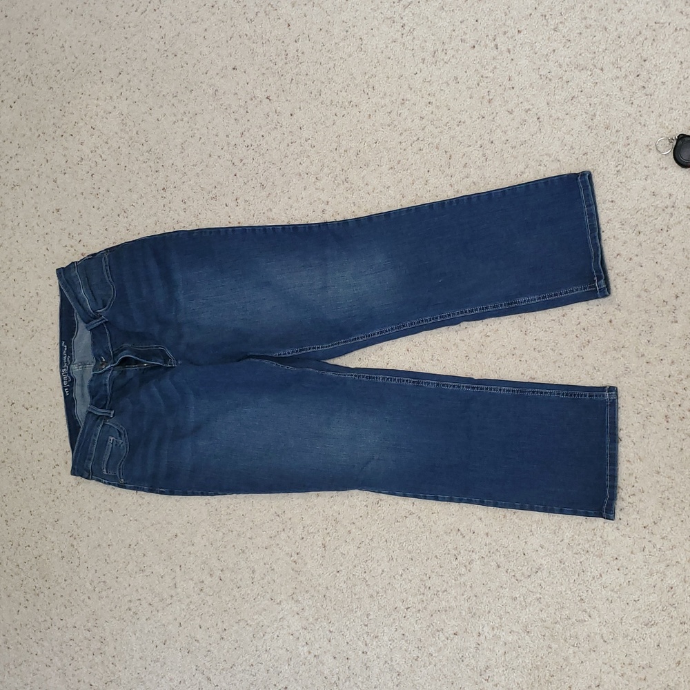 Maurices High-Rise Curvy Blue Jeans